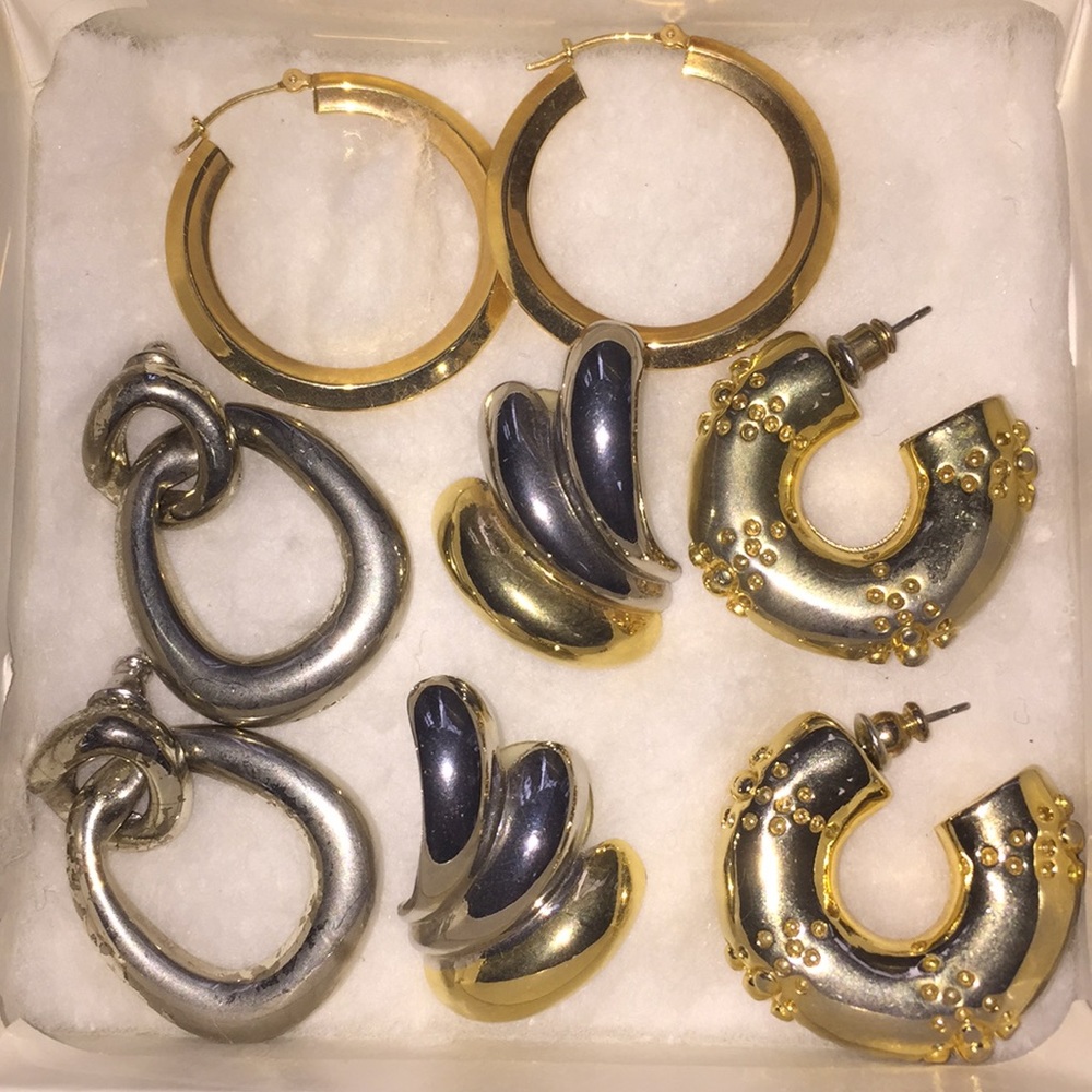 Set of 4 earrings